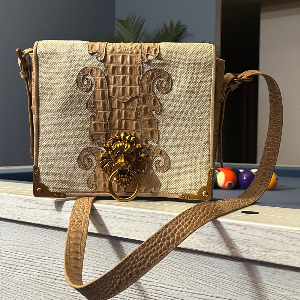 Sharif Lion Head Door Knocker Crossbody